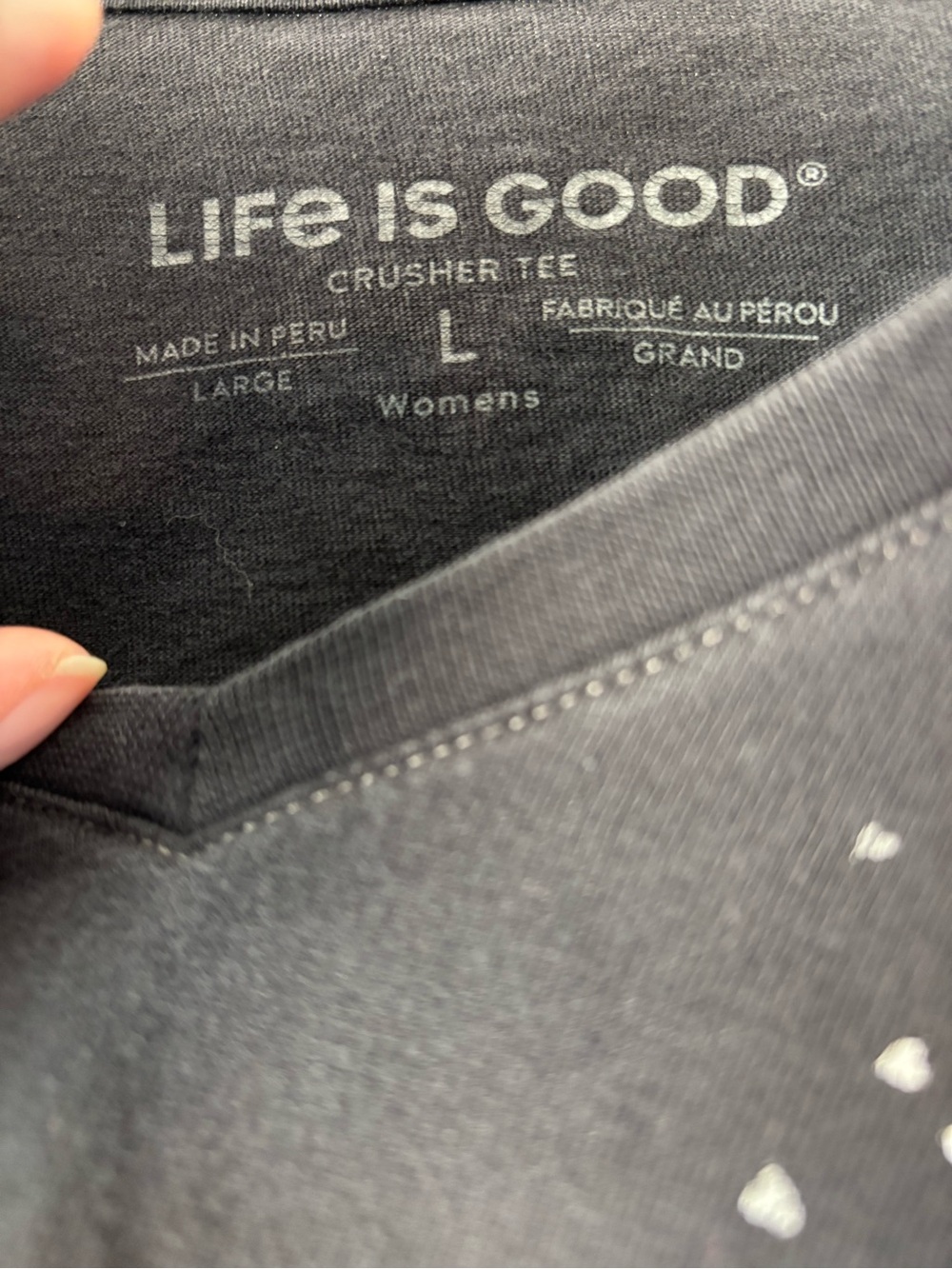 Life Is Good Black V-Neck Tee with Heart Graphic - Large - Picture 4 of 9